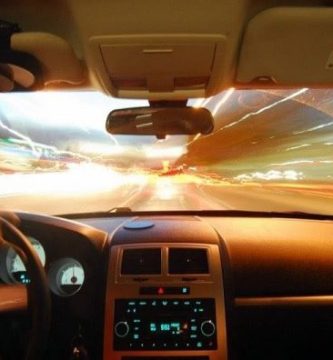 car-windshield-720x396-4125995