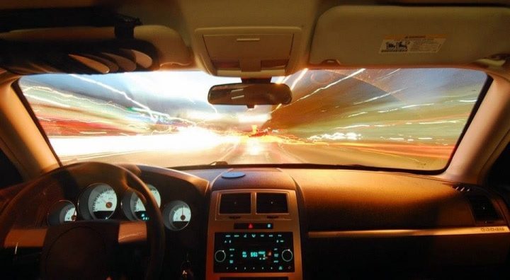 car-windshield-720x396-4125995